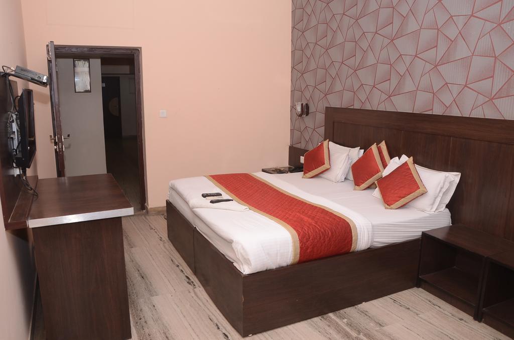 Hotel Kartikey Jaipur Ngoại thất bức ảnh