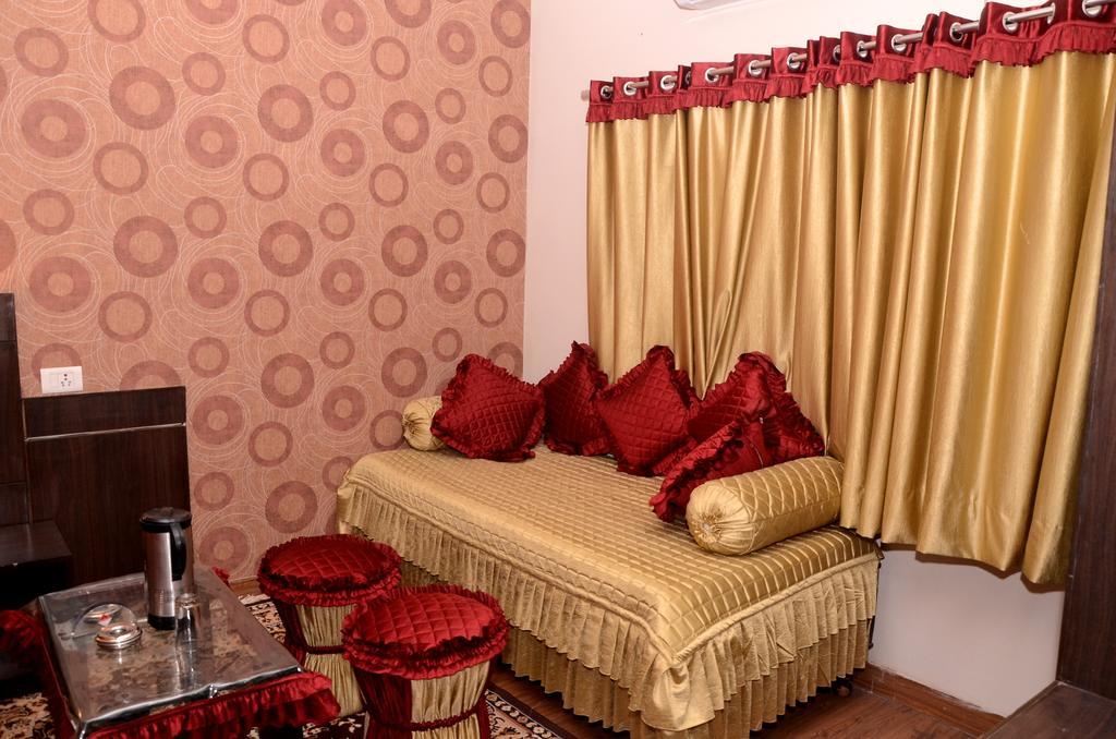 Hotel Kartikey Jaipur Ngoại thất bức ảnh