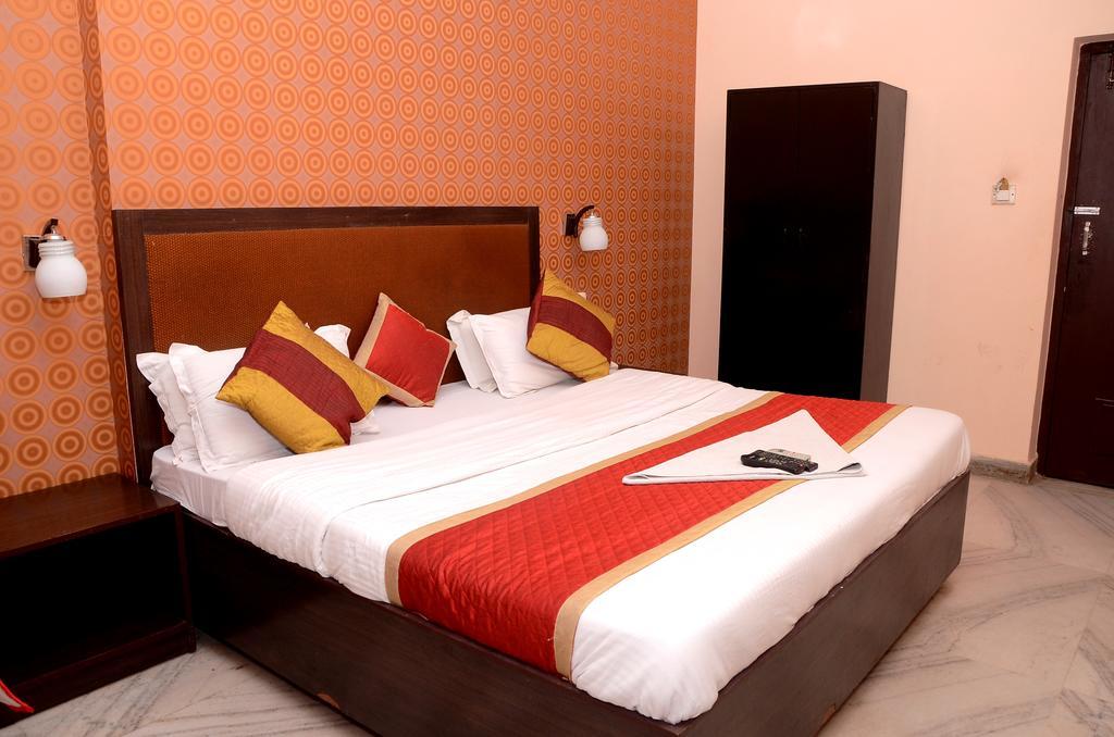 Hotel Kartikey Jaipur Ngoại thất bức ảnh