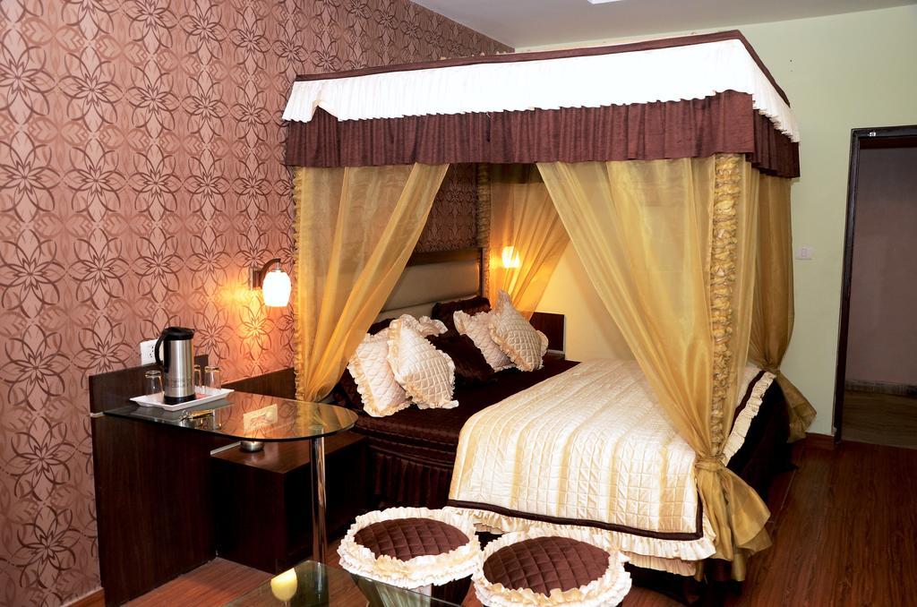 Hotel Kartikey Jaipur Ngoại thất bức ảnh