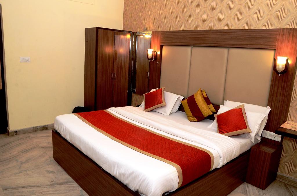 Hotel Kartikey Jaipur Ngoại thất bức ảnh